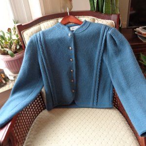 DEANS OF SCOTLAND 100%WOOL, SIZE SMALL 6 BUTTON JACKET/SWEATER BLUE COLOR